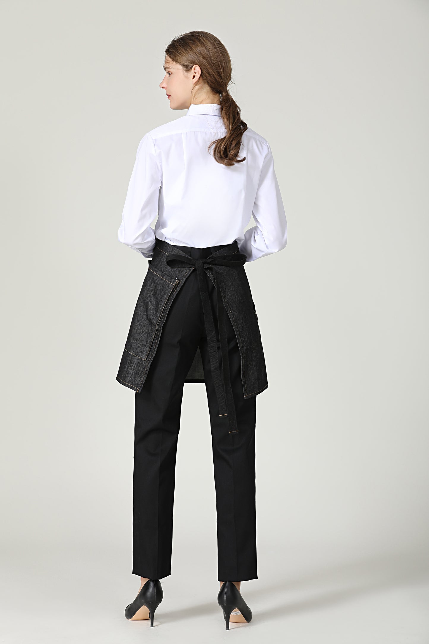 Gwen Black Barista Half Apron Black